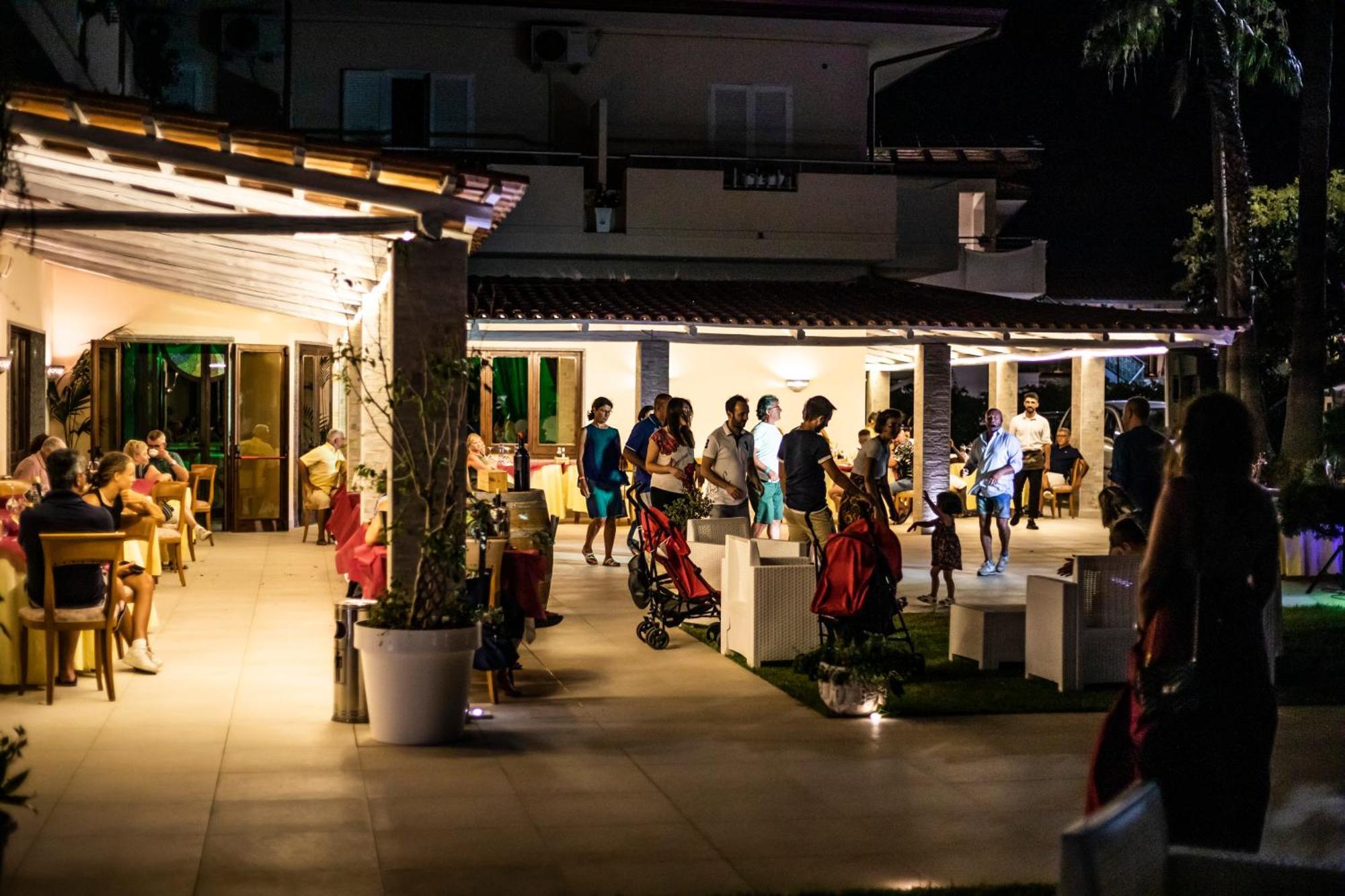 Hotel Calabrisella Calabria Ngoại thất bức ảnh